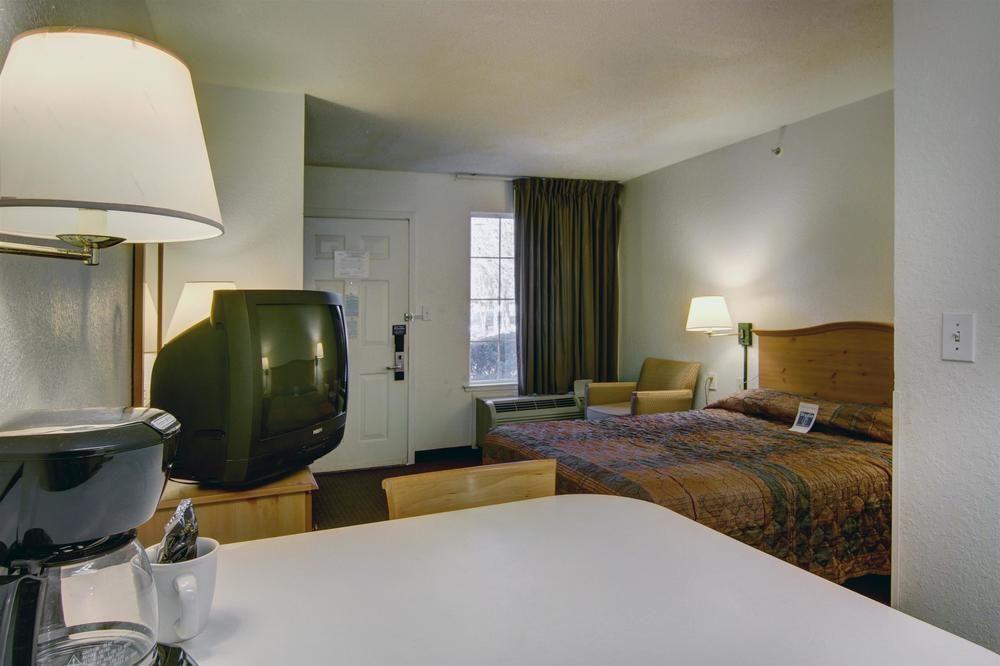 Atlanta Hotel ロズウェル エクステリア 写真